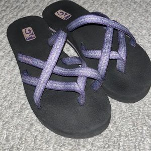 Teva flip flops purple mush footbed